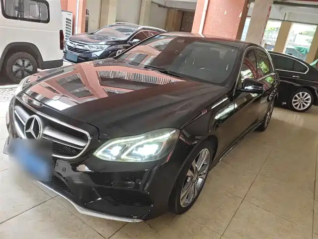 Mercedes-Benz Mercedes-Benz E-Class 2015