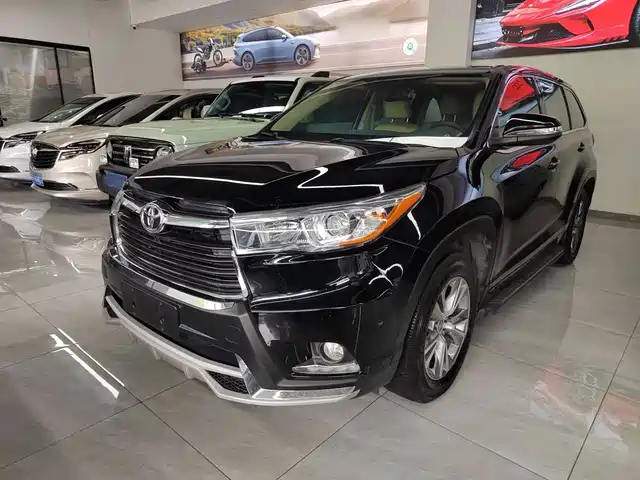 Toyota Highlander 2016