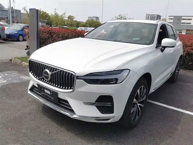Volvo Volvo XC60 2025