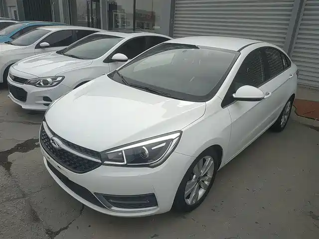 Chery Arrizo 5