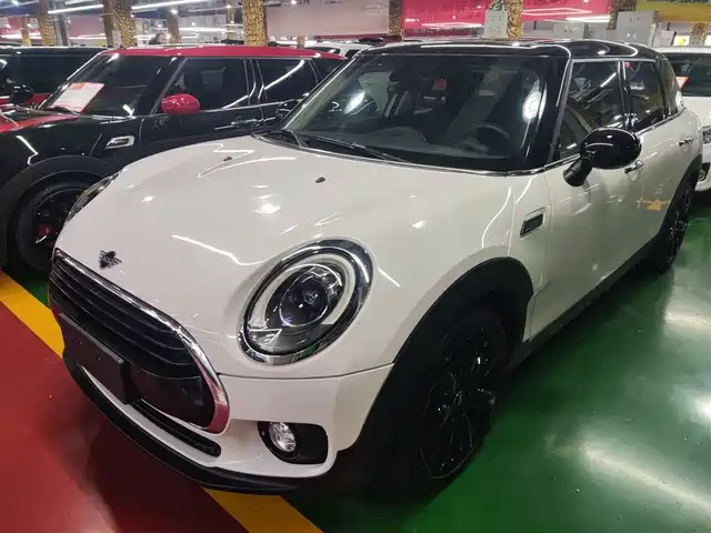MINI MINI CLUBMAN 2019