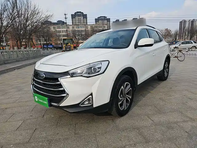 JAC Motors Refine S7