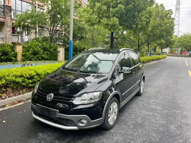 Volkswagen Golf (Import) 2014