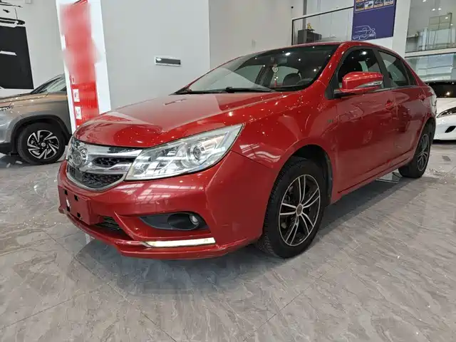 BYD Surui 2015