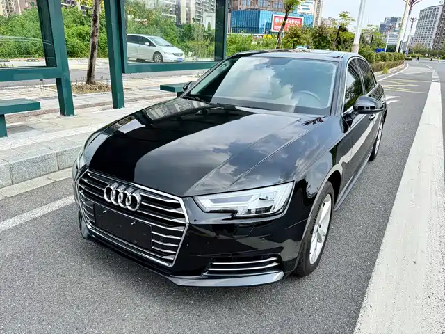 Audi Audi A4L 2017