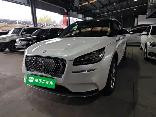 Lincoln Adventurer 2021