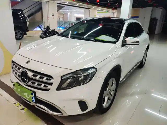Mercedes-Benz Mercedes-Benz GLA 2019