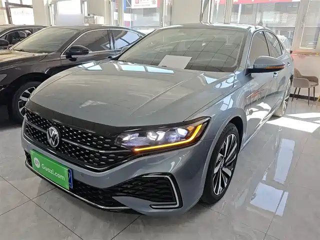 Volkswagen Passat 2022