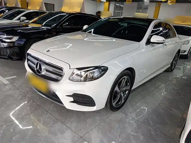 Mercedes-Benz Mercedes-Benz E-Class 2019