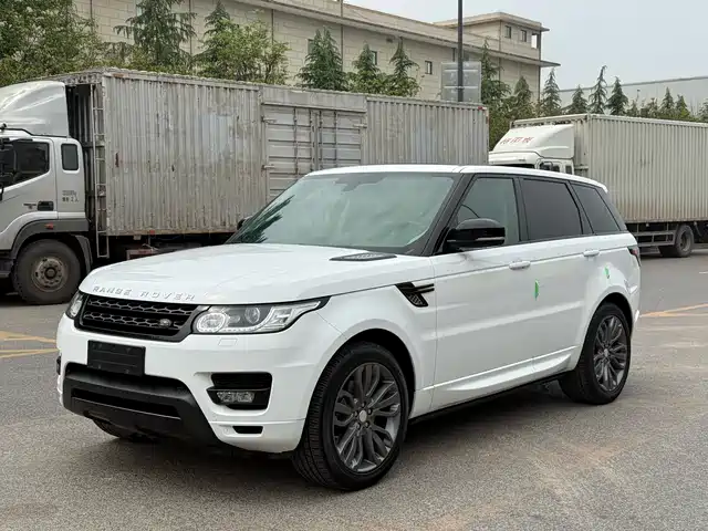 Land Rover Range Rover Sport 2015