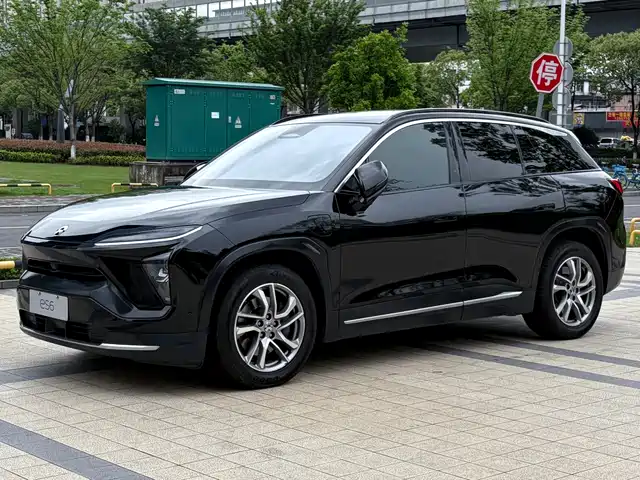 NIO NIO ES6 2021