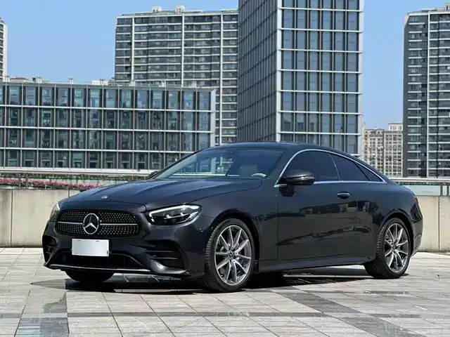 Mercedes-Benz Mercedes-Benz E-Class (Import)