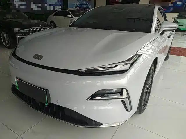 Geely Galaxy Galaxy Xingyao 8 2025