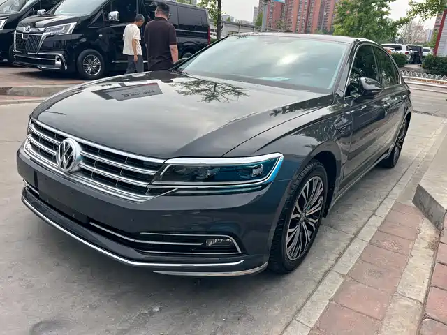 Volkswagen Volkswagen Phideon