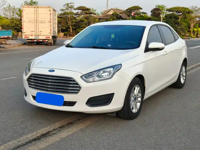Ford Ford Escort 2021