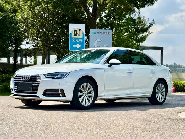 Audi Audi A4L 2020