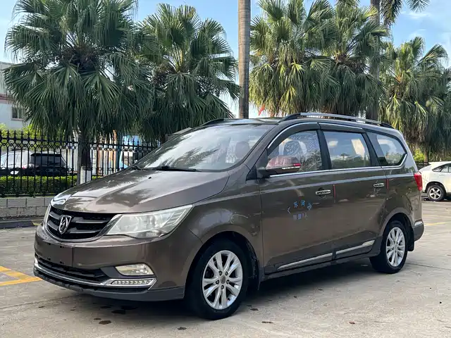 Baojun Baojun 730 2016