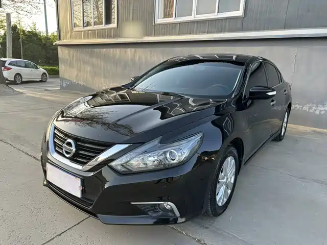 Nissan Teana 2018