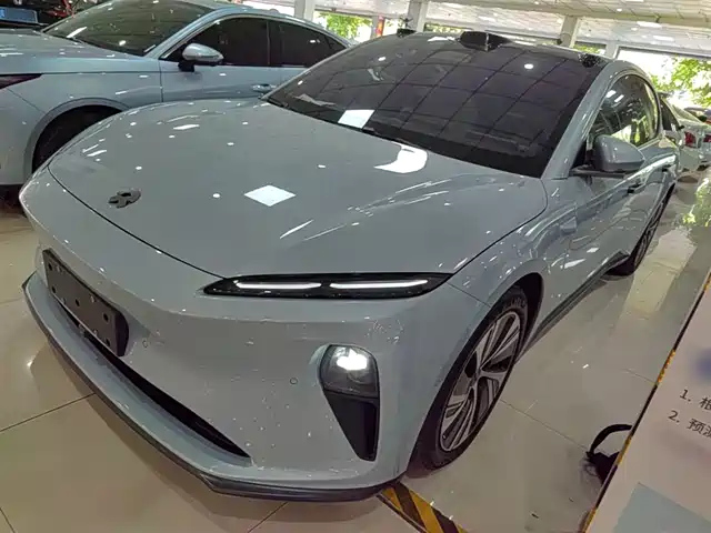 NIO NIO ET5