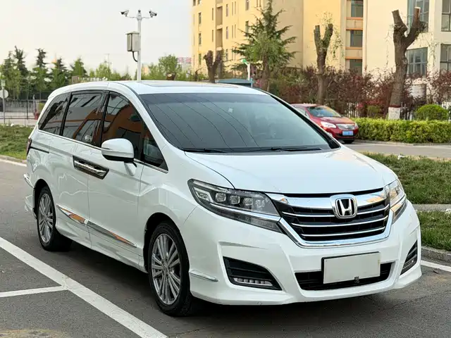 Honda Elysion 2017