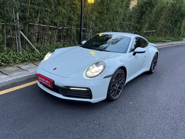Porsche Porsche 911 2021