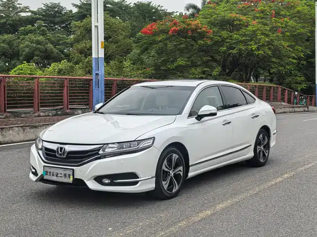 Honda Spirior 2016