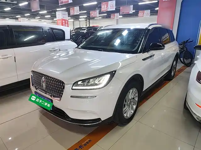Lincoln Adventurer