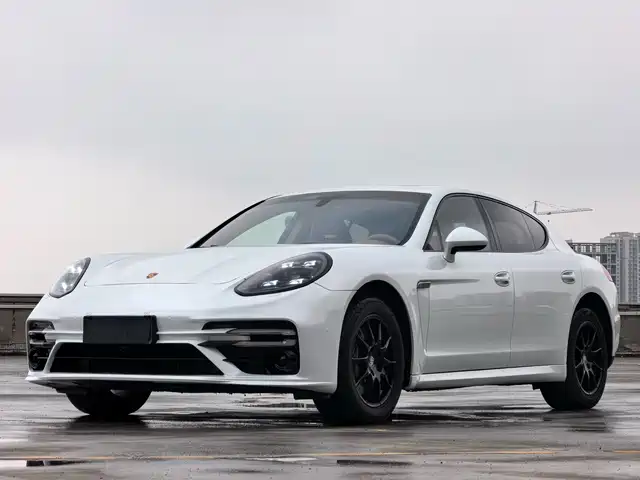Porsche Panamera 2014