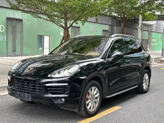 Porsche Cayenne 2012