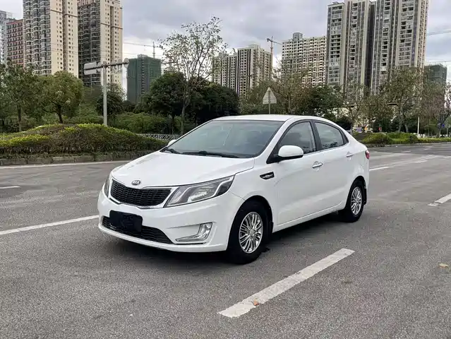 Kia Kia K2 2012