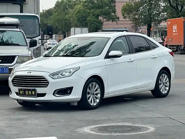 Ford Ford Escort 2017