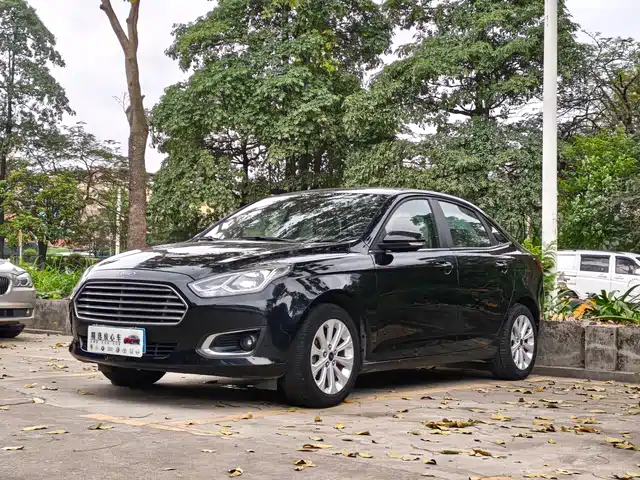 Ford Ford Escort 2016