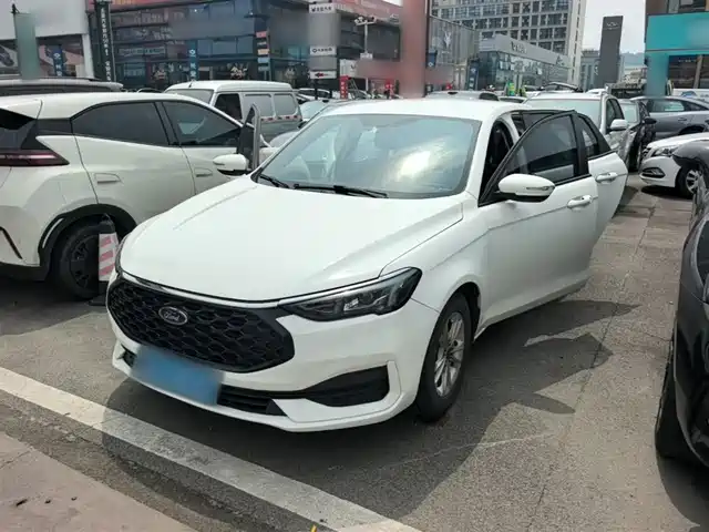 Ford Ford Escort 2021