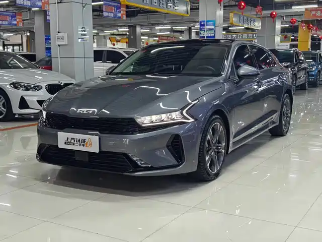 Kia Kia K5 2025