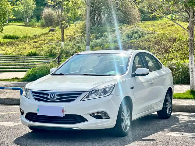 Changan Eado 2015