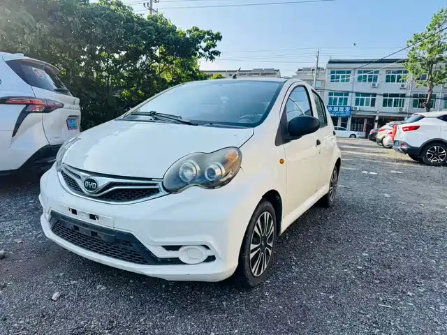 BYD BYD F0 2016
