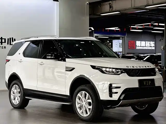 Land Rover Discovery 2020