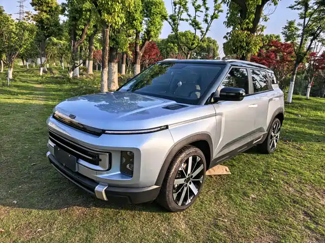 Geely Geely ICON 2023