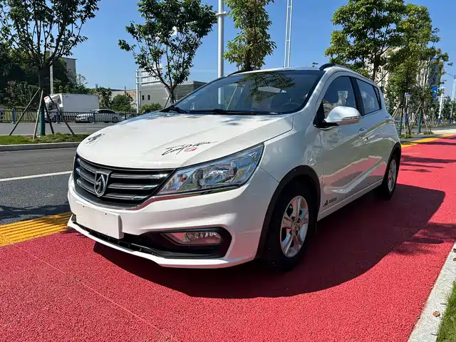Baojun Baojun 310 2018