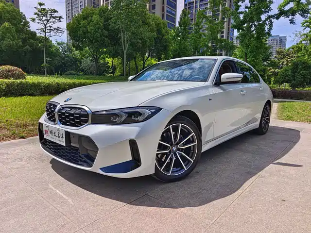 BMW BMW 3 Series 2024