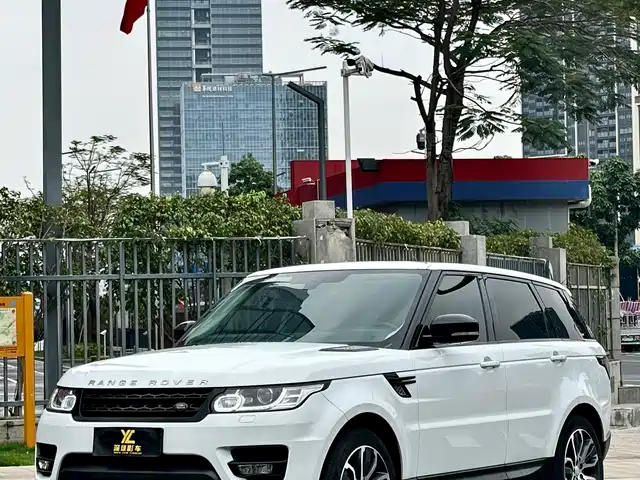 Land Rover Range Rover Sport 2015