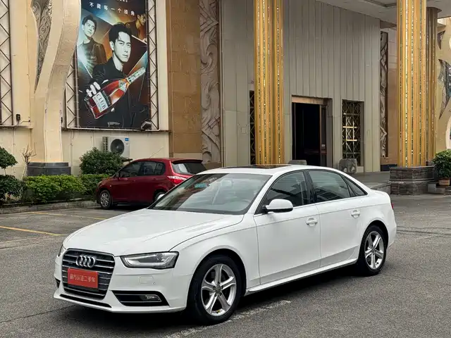 Audi Audi A4L 2015