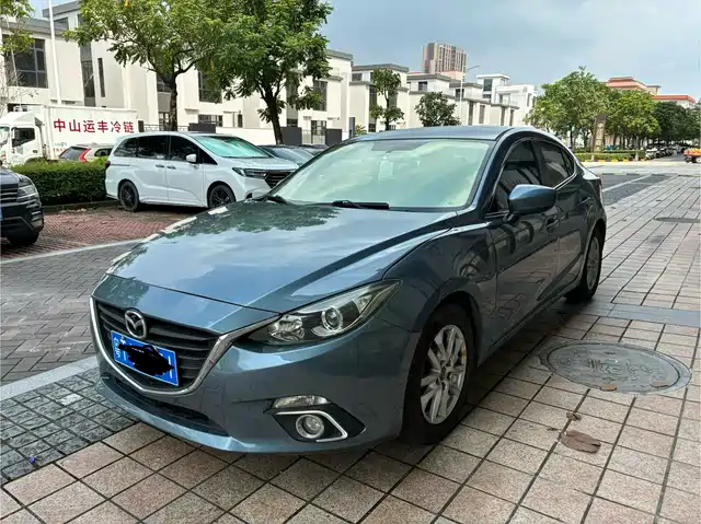 Mazda Mazda3 Axela 2016