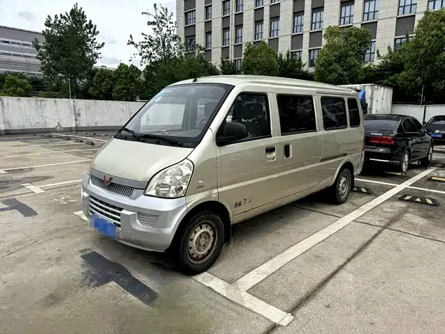 Wuling Motors Wuling Rongguang 2014