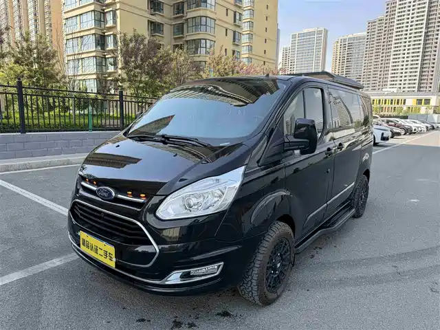 Ford Tourneo 2023