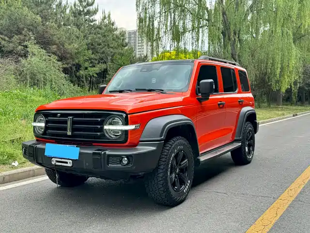Tank Tank 300 2021