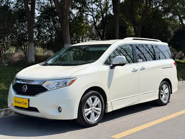 Nissan Quest 2018