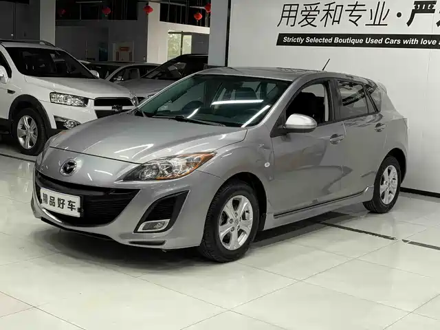 Mazda Mazda3 Axela 2014