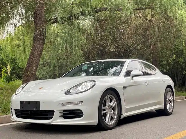 Porsche Panamera 2016