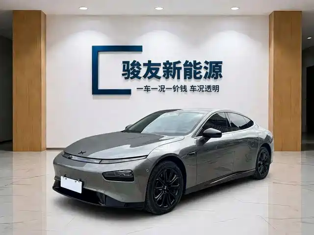 XPeng XPeng P7